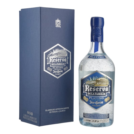 TEQUILA RVA DE LA FAMILIA PLATINO 700ML