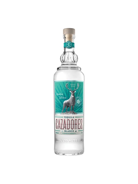 TEQUILA CAZADORES BLANCO 700 ML